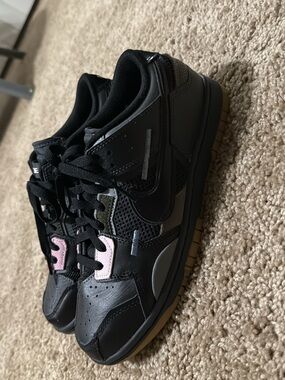 Nike Black and Pink Low-Top Athletic Sneakers